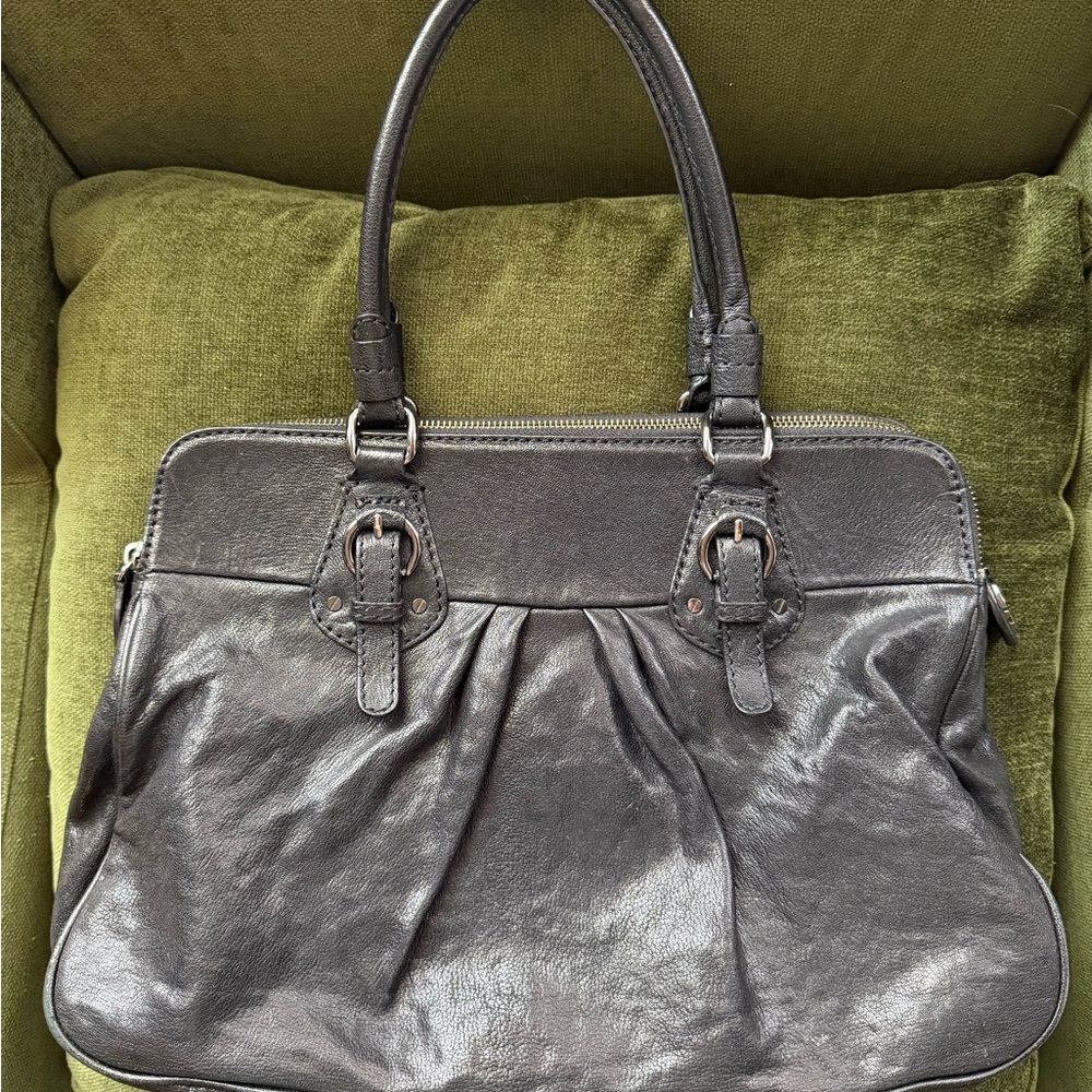 Antonio Melani Black leather bag *Used but in beautiful condition!! Few marks